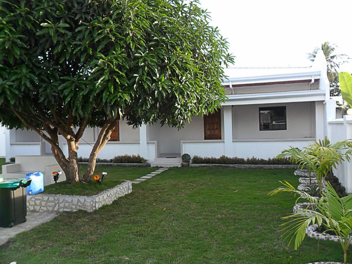 Jasmin'S Room Rental Moalboal Exterior foto